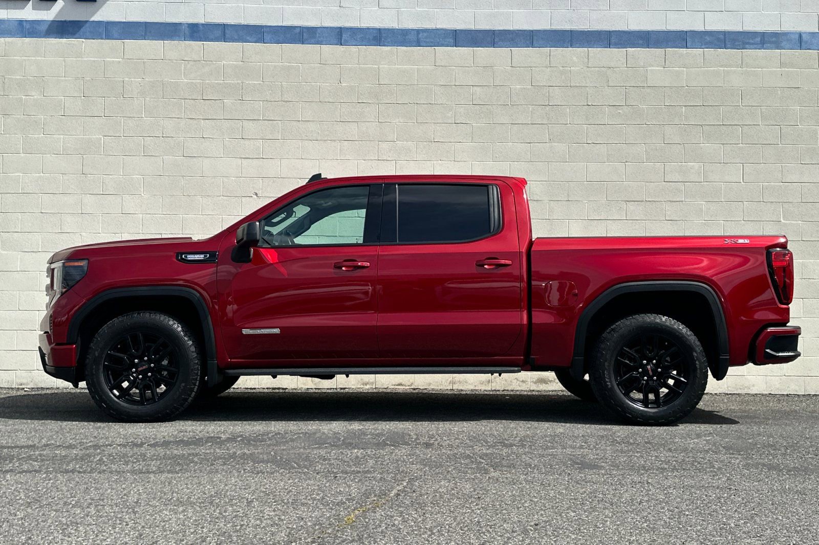 Used 2023 GMC Sierra 1500 Elevation image 7