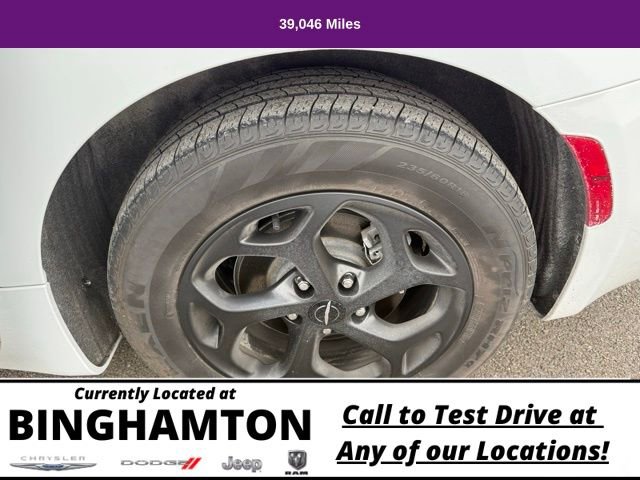 Used 2023 Chrysler Pacifica Limited w/ S Appearance Package image 22