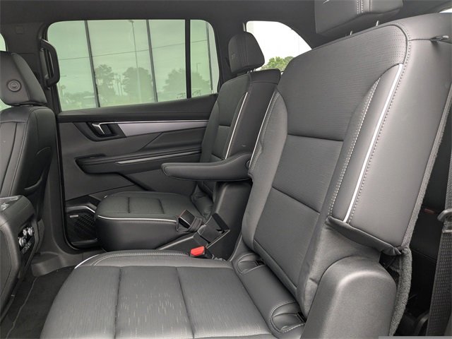 Used 2025 Buick Enclave Sport Touring w/ Power Package image 17