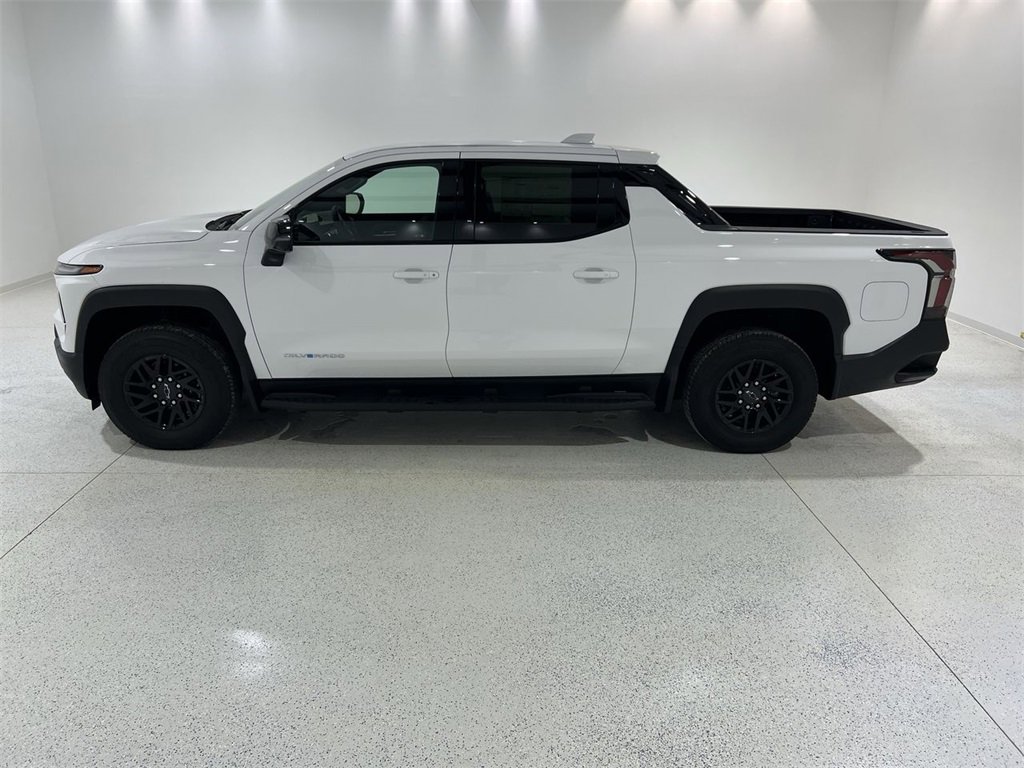 New 2025 Chevrolet Silverado EV LT image 2