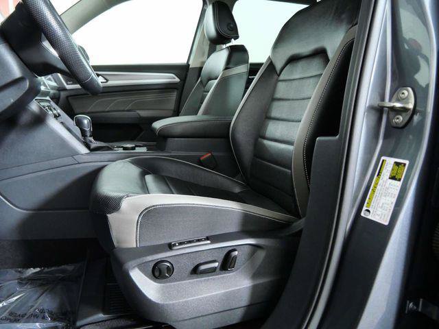 Used 2023 Volkswagen Atlas SEL Premium AWD/4WD image 18