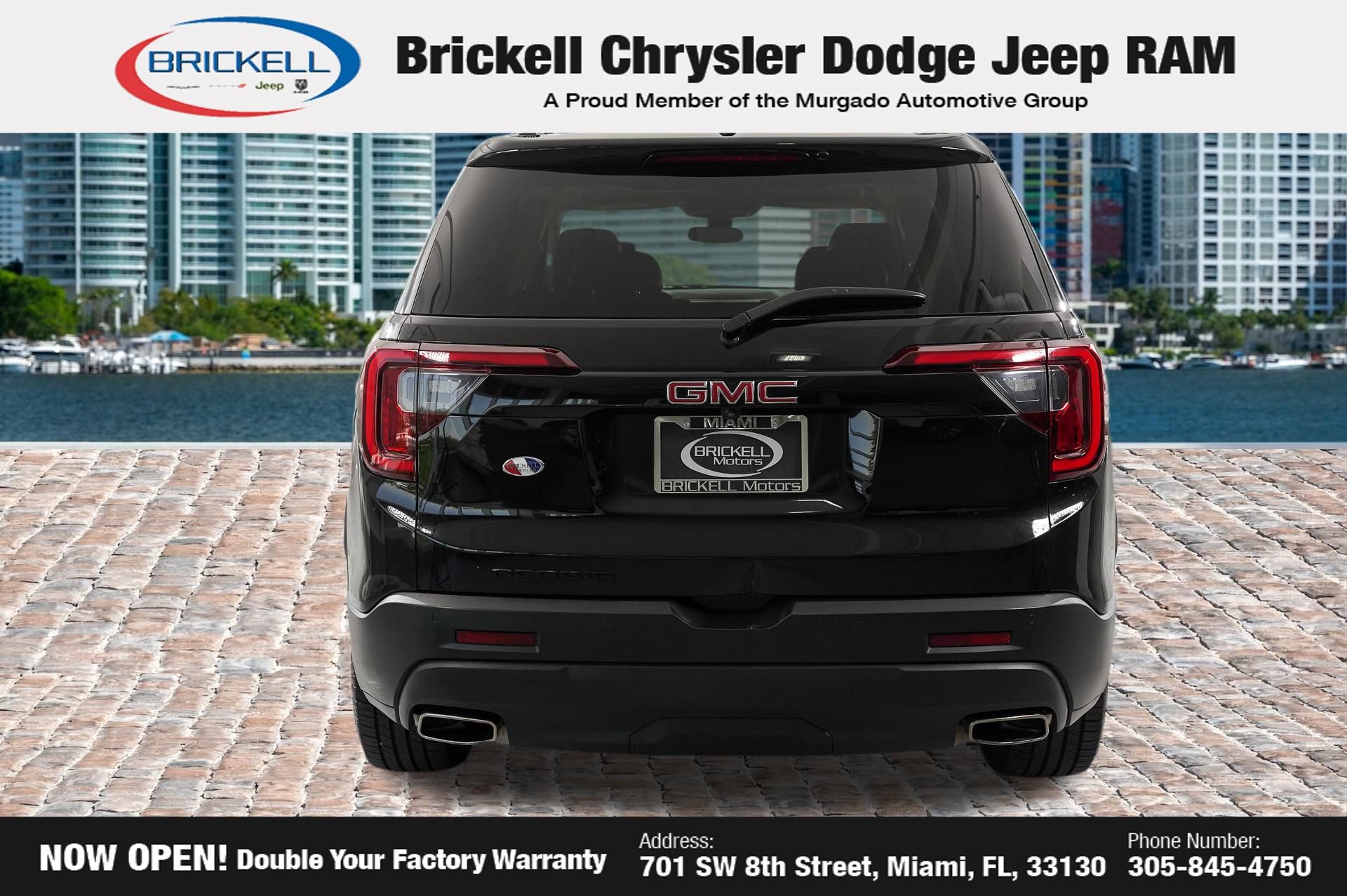 Used 2022 GMC Acadia SLE w/ Driver Convenience Package FWD image 7
