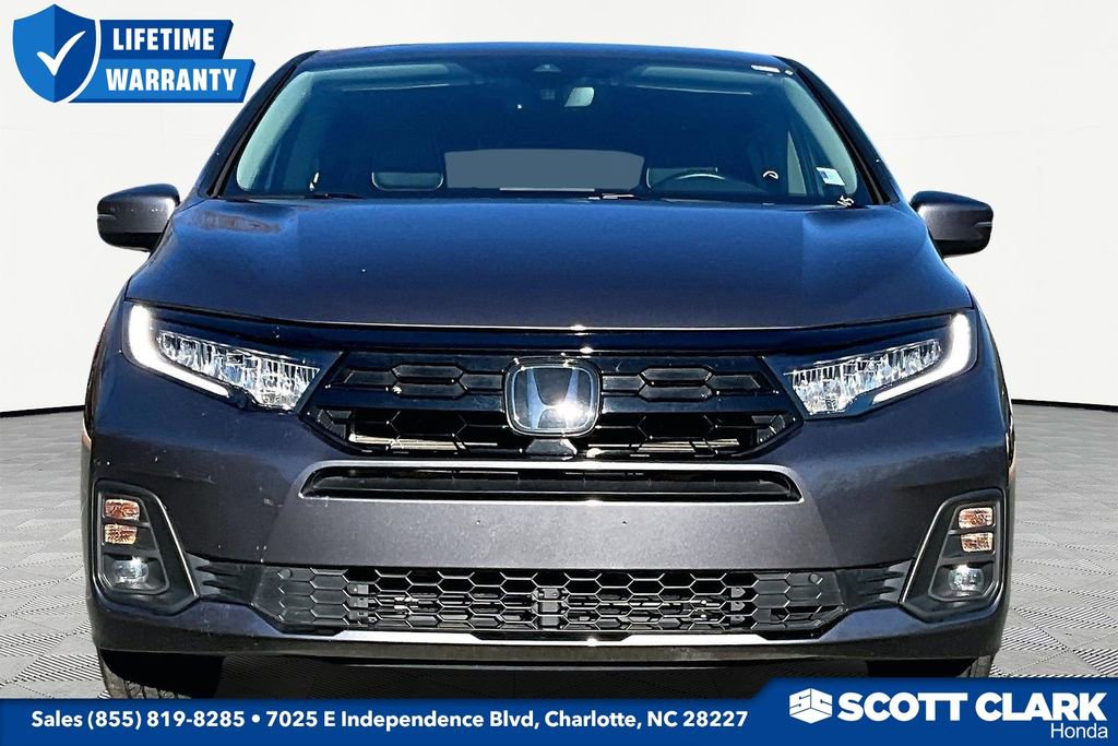 Used 2025 Honda Odyssey Touring video 2