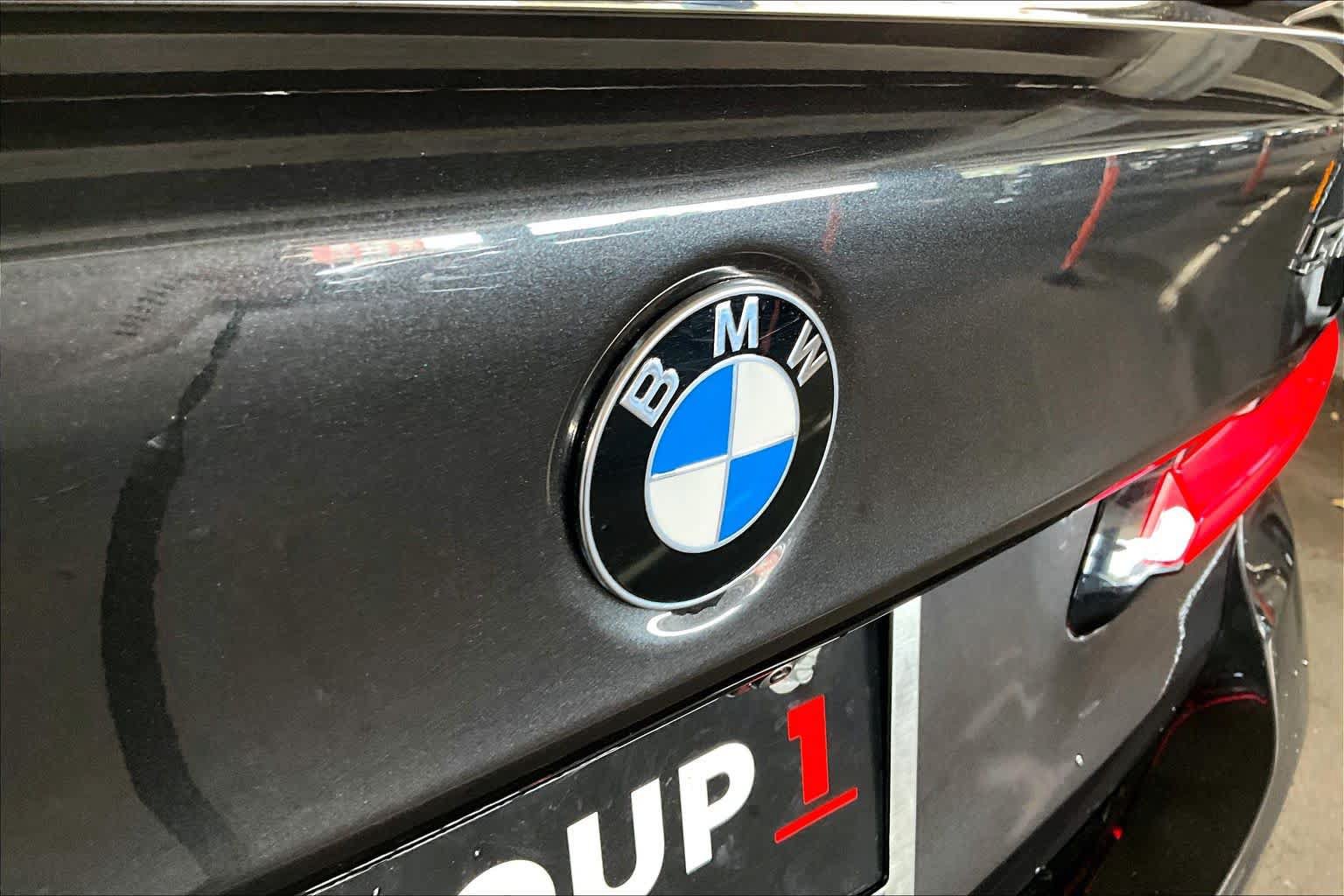 Used 2021 BMW 540i w/ Convenience Package RWD image 30