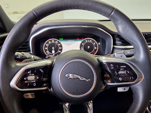 Used 2024 Jaguar XF R-Dynamic SE AWD/4WD image 24