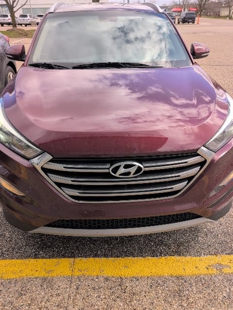 Used 2017 Hyundai Tucson Limited w/ Cargo Package AWD/4WD image 3