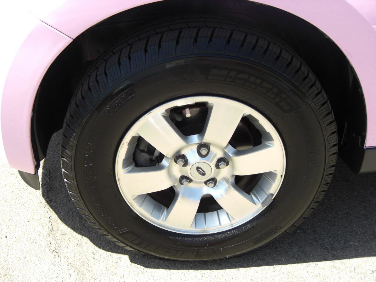 Used 2011 Ford Escape Limited w/ 302A Rapid Spec Order Code AWD/4WD image 5