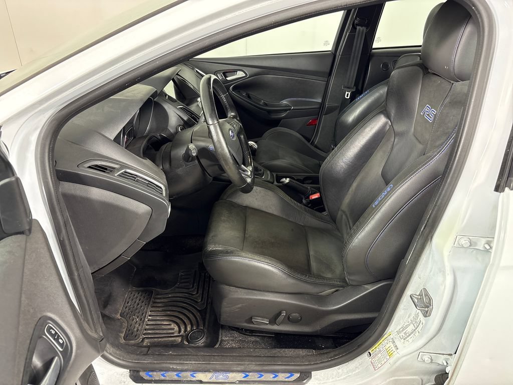 Used 2017 Ford Focus RS AWD/4WD image 31