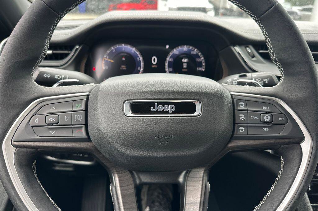 New 2026 Jeep Grand Cherokee L 2WD image 24