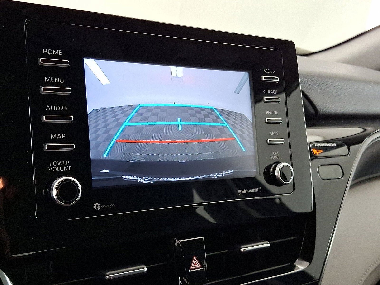 Used 2021 Toyota Camry LE FWD image 7