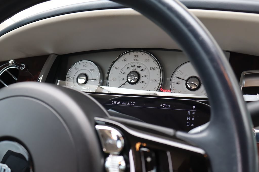 Used 2016 Rolls-Royce Ghost RWD image 13