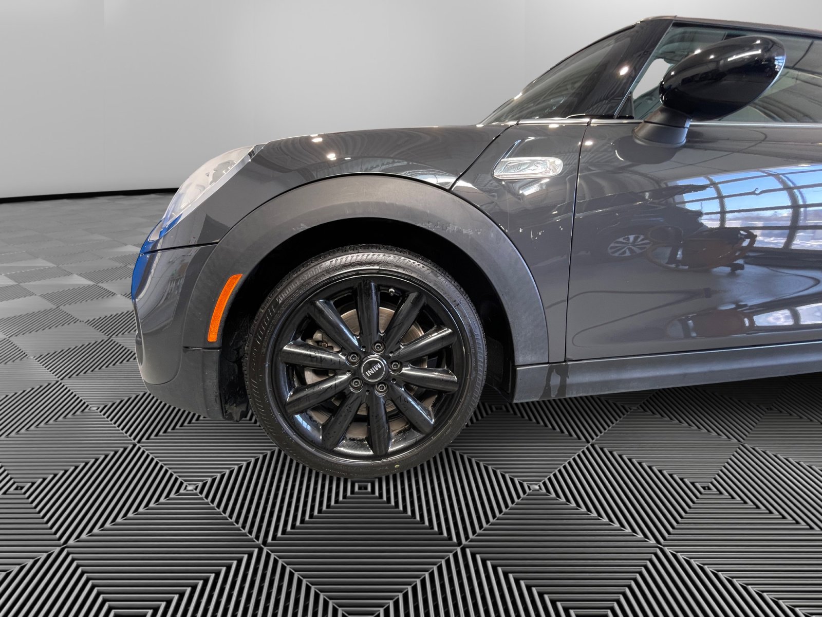 Used 2015 MINI Cooper S image 18