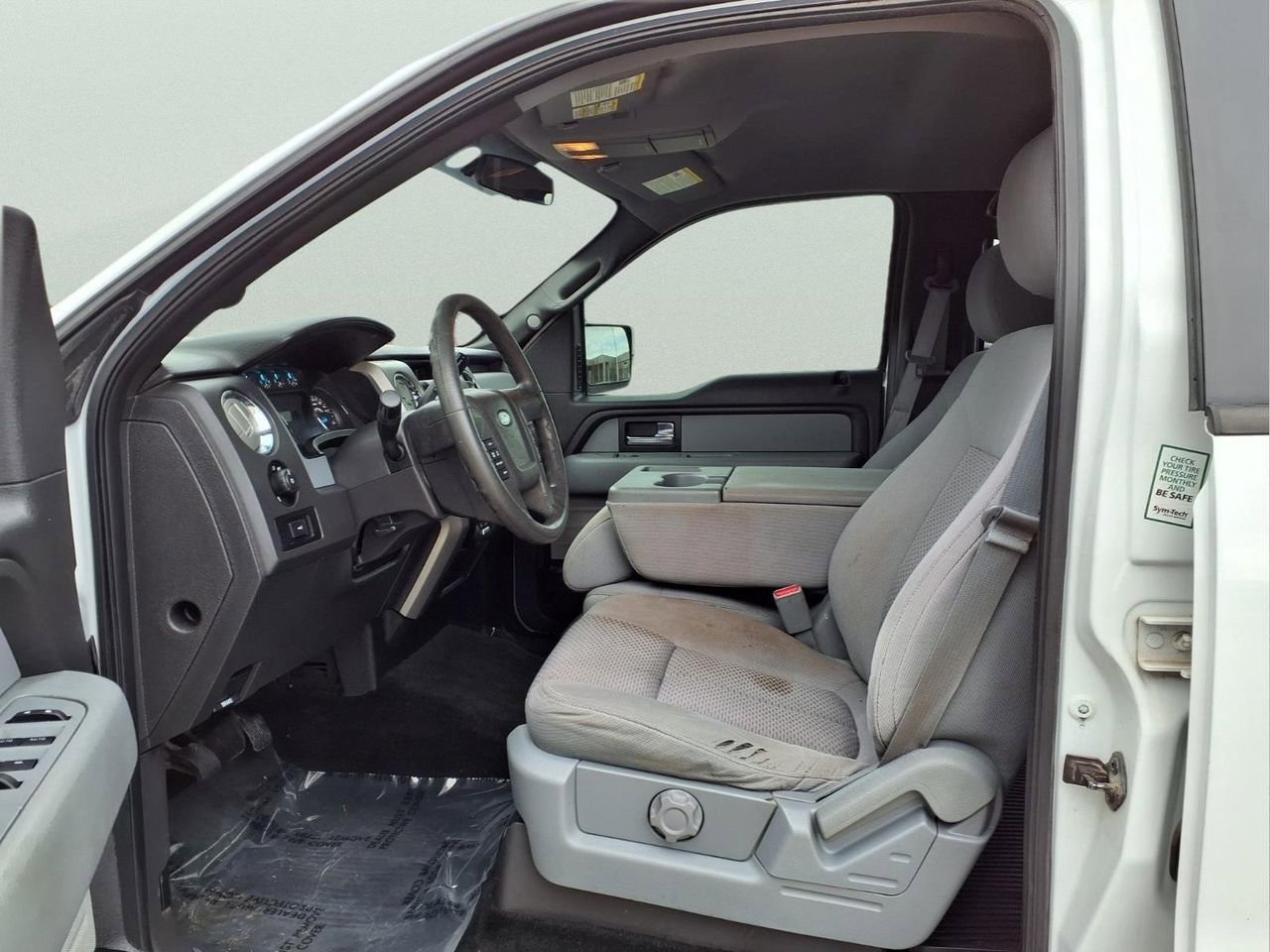 Used 2014 Ford F150 XLT w/ Trailer Tow Package image 15