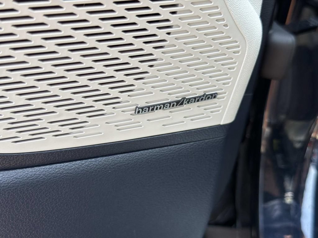 Used 2023 Hyundai Palisade Limited FWD image 19