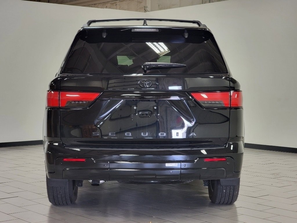 Used 2024 Toyota Sequoia Limited image 17