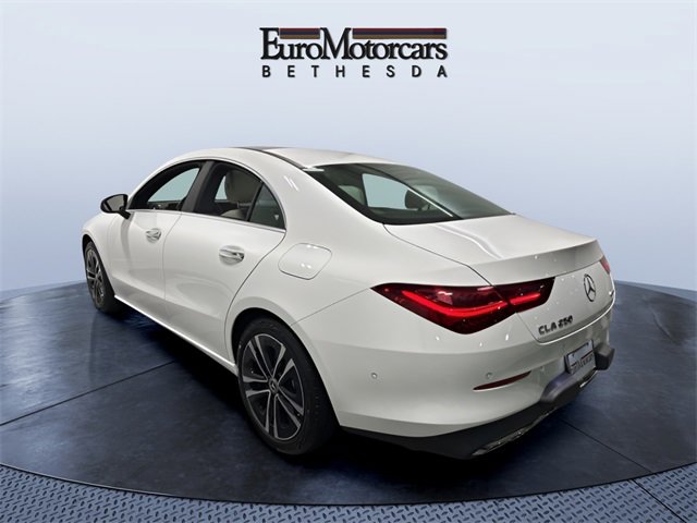 Used 2024 Mercedes-Benz CLA 250 4MATIC image 3
