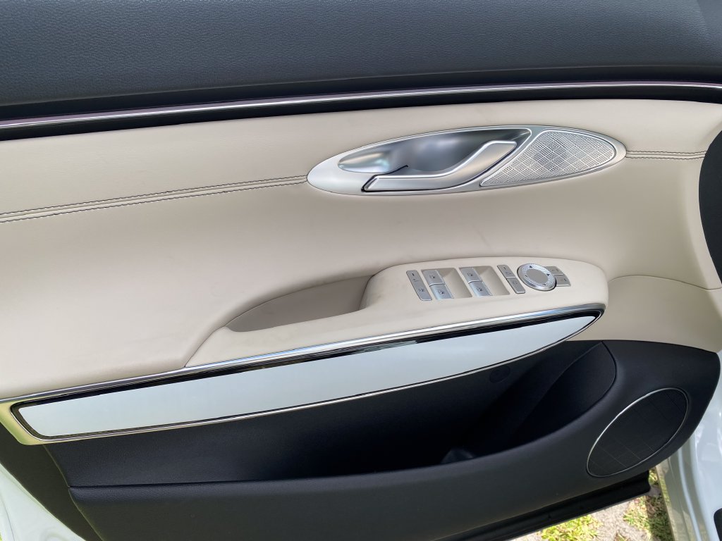 New 2026 Genesis GV70 2.5T AWD/4WD image 13