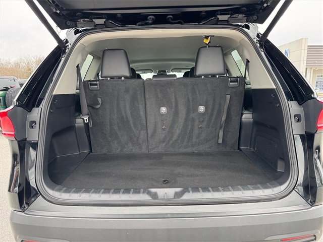 Used 2024 Toyota Grand Highlander XLE image 10