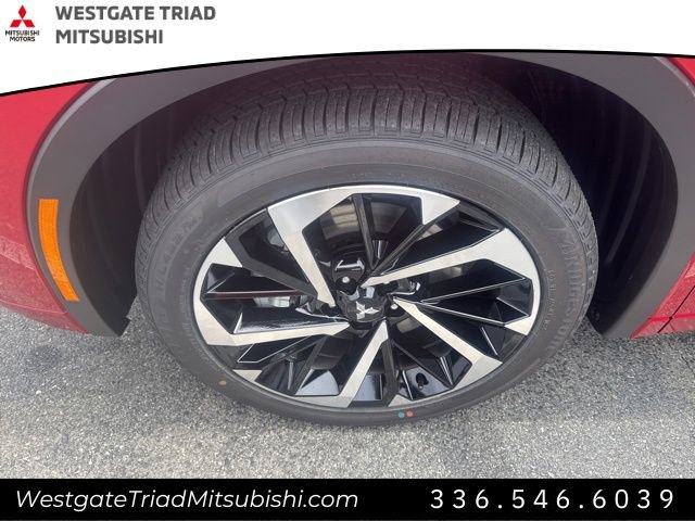 New 2025 Mitsubishi Outlander SEL image 4