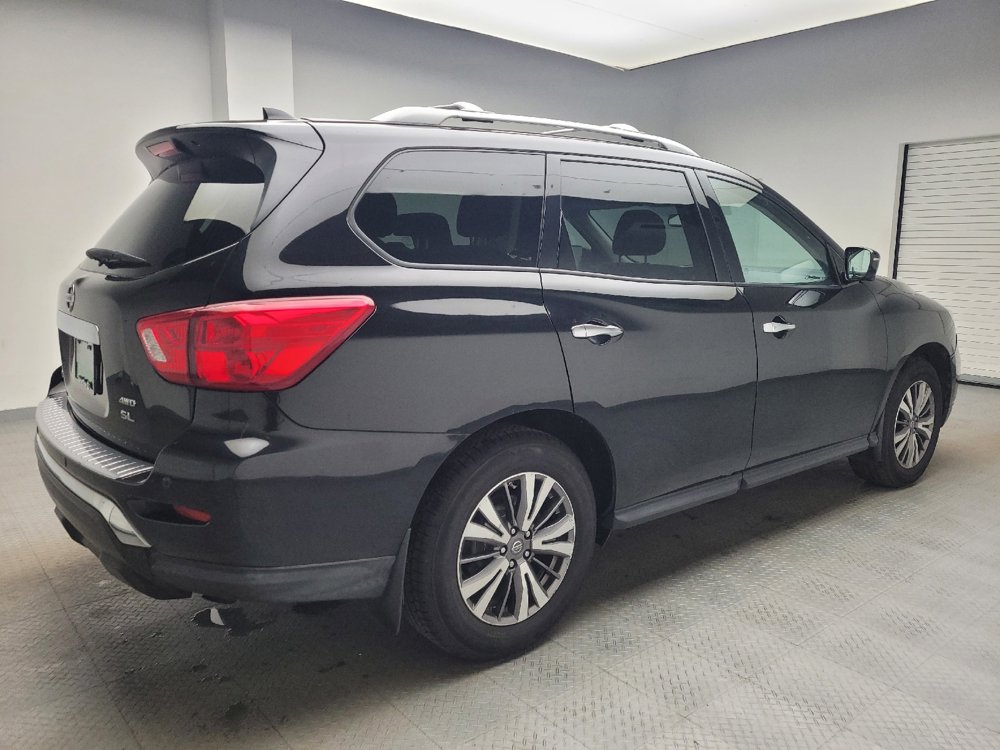 Used 2019 Nissan Pathfinder SL image 10