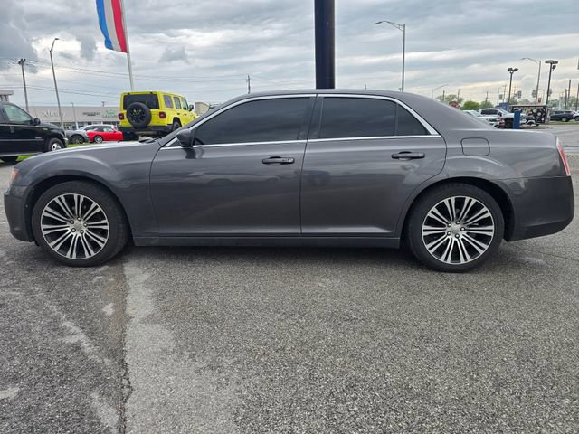 Used 2014 Chrysler 300 S RWD image 6