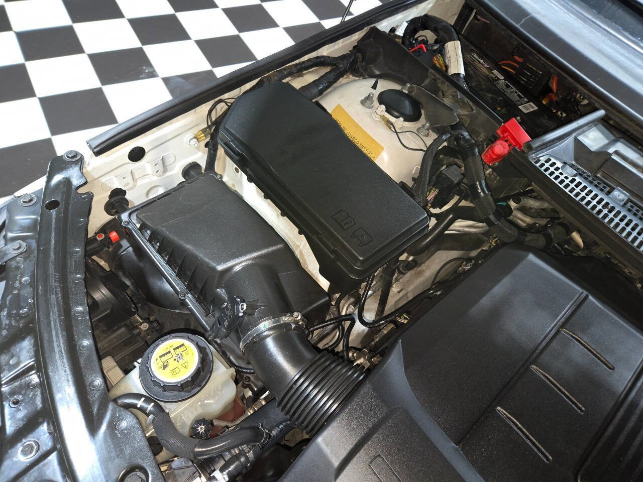 Used 2012 Land Rover Range Rover HSE LUX image 46