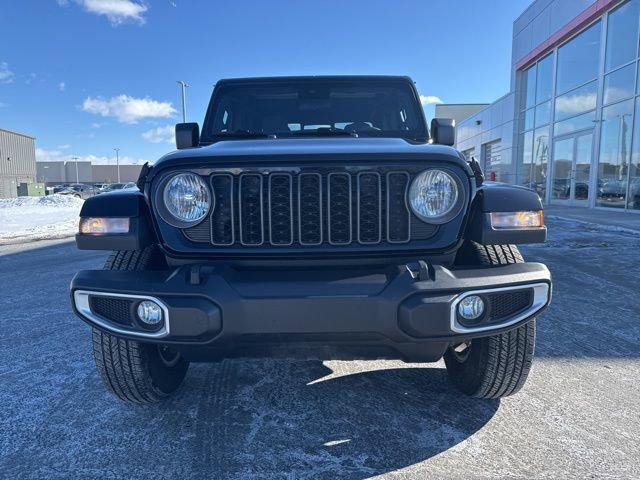 Used 2024 Jeep Gladiator Sport image 2