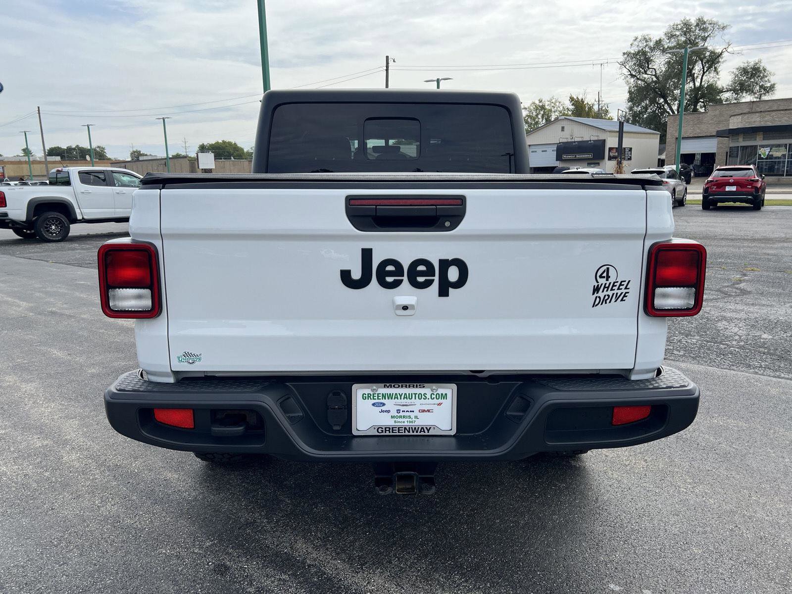 Used 2021 Jeep Gladiator Willys image 7