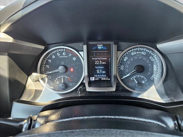 Used 2021 Toyota Tacoma SR5 RWD image 11