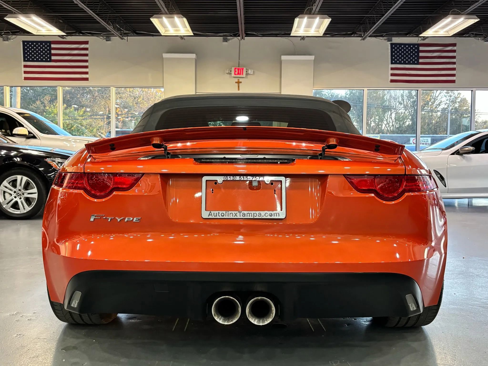 Used 2014 Jaguar F-TYPE Convertible image 6