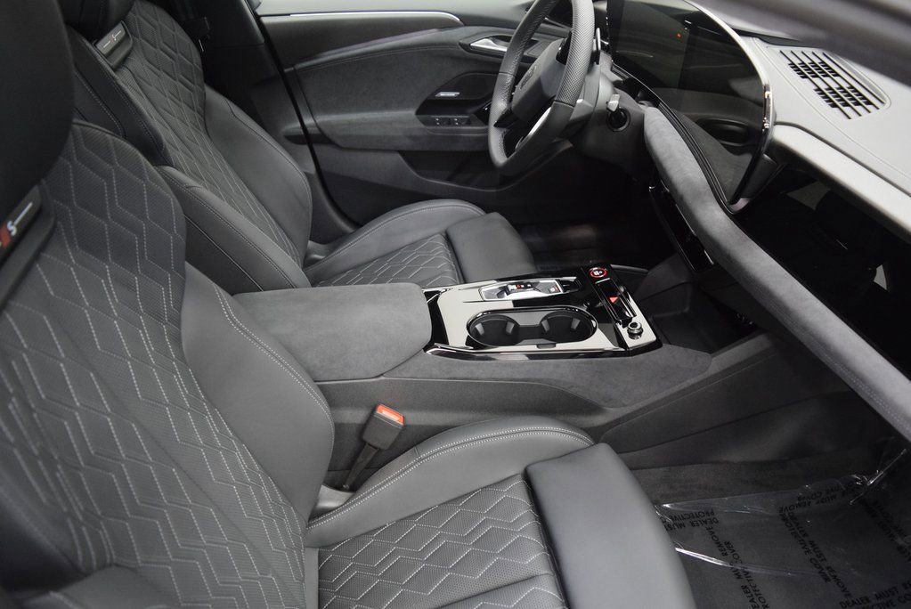 New 2025 Audi S6 e-tron Premium Plus image 7