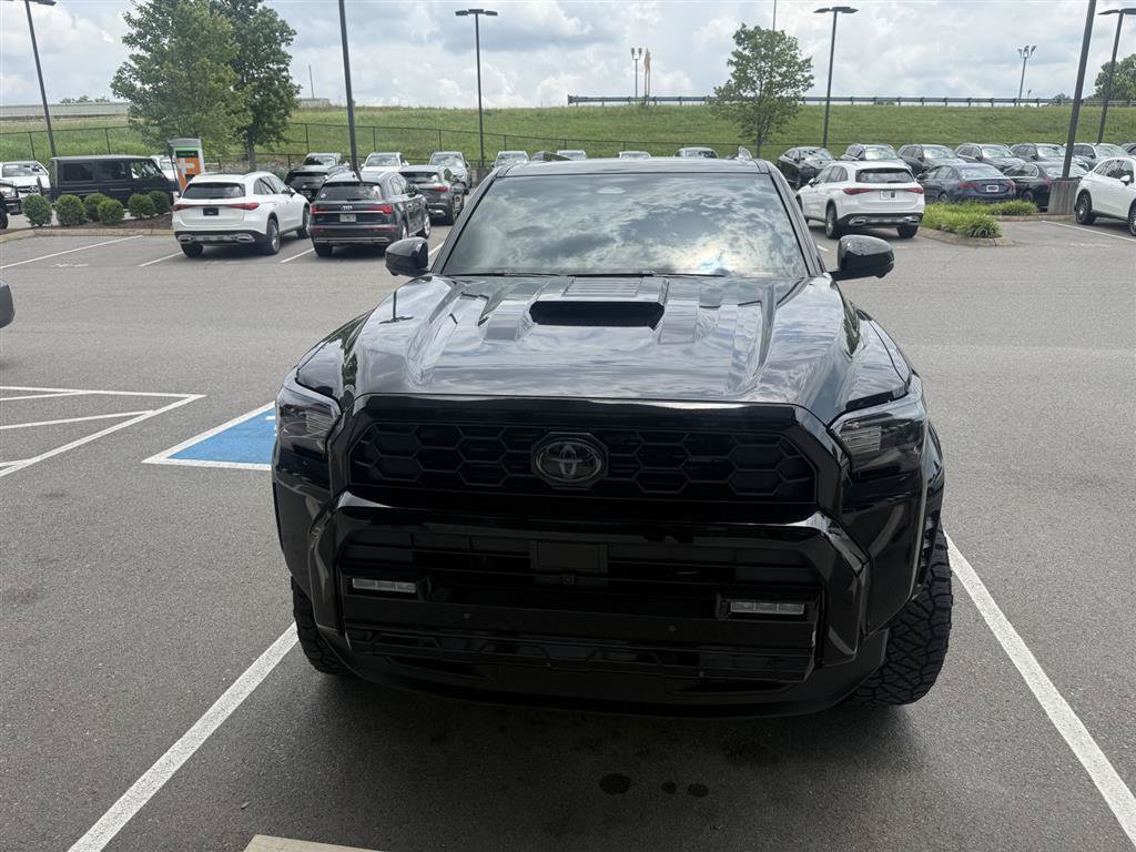 Used 2025 Toyota 4Runner TRD Sport Premium w/ Tow Technology Package AWD/4WD image 5