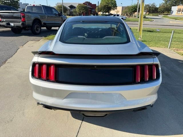 Used 2016 Ford Mustang Coupe RWD image 7