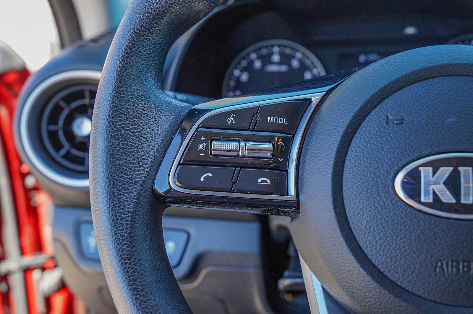 Used 2019 Kia Forte LXS image 13