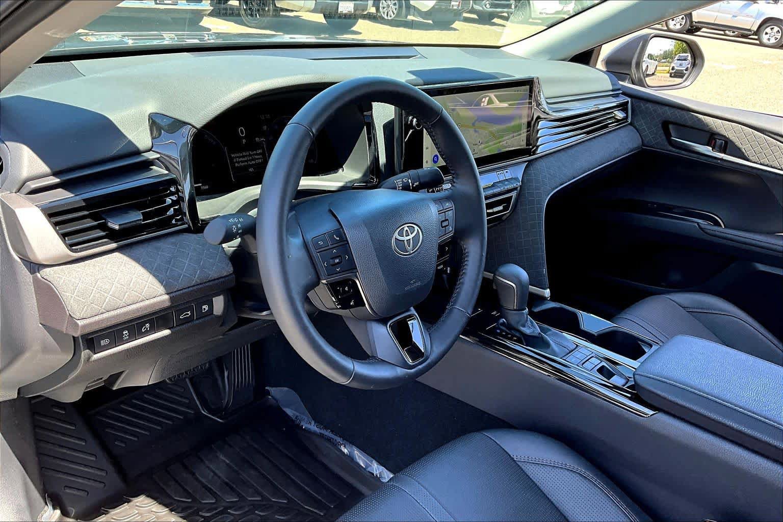 Used 2026 Toyota Camry XLE FWD image 17