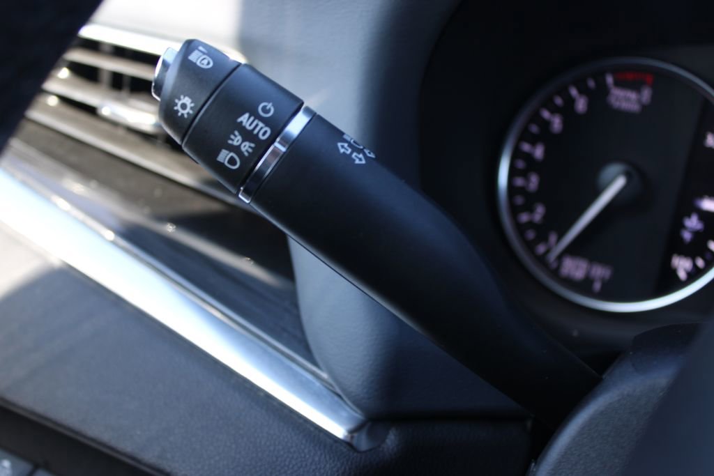 Used 2024 Buick Enclave Premium image 39