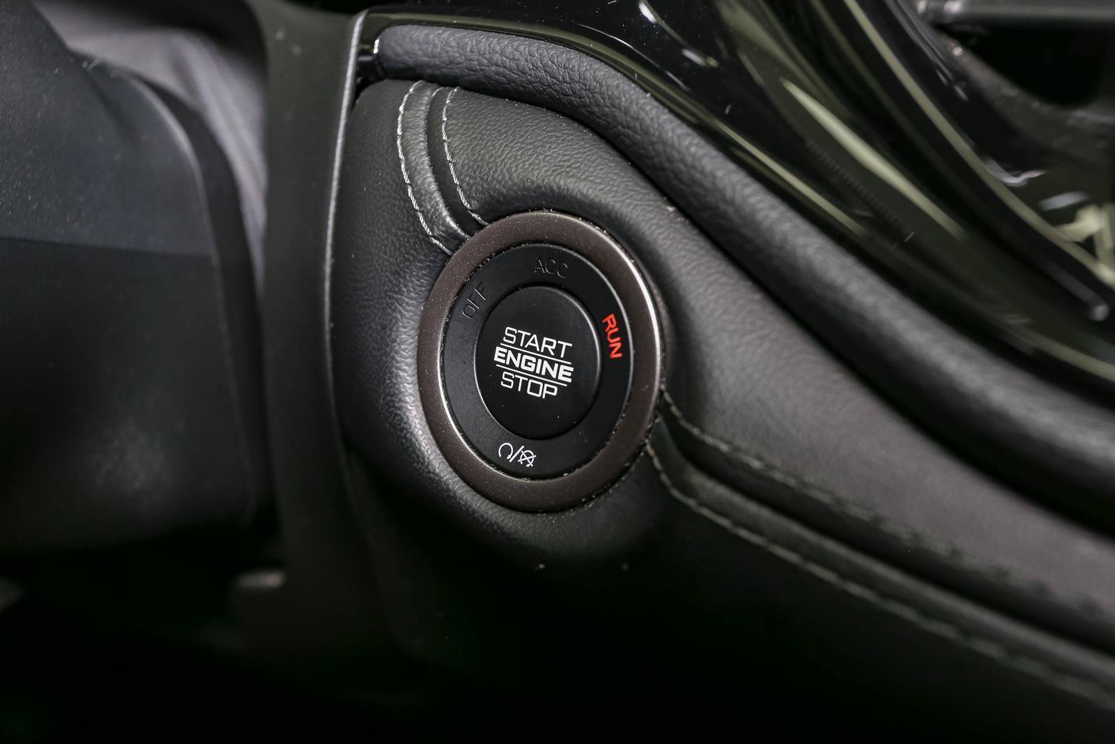 Used 2021 Dodge Durango SXT AWD/4WD image 31