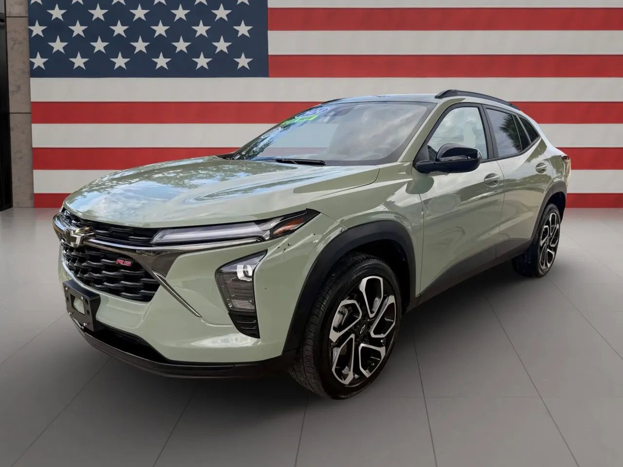 Used 2024 Chevrolet Trax RS w/ Driver Confidence Package image 1