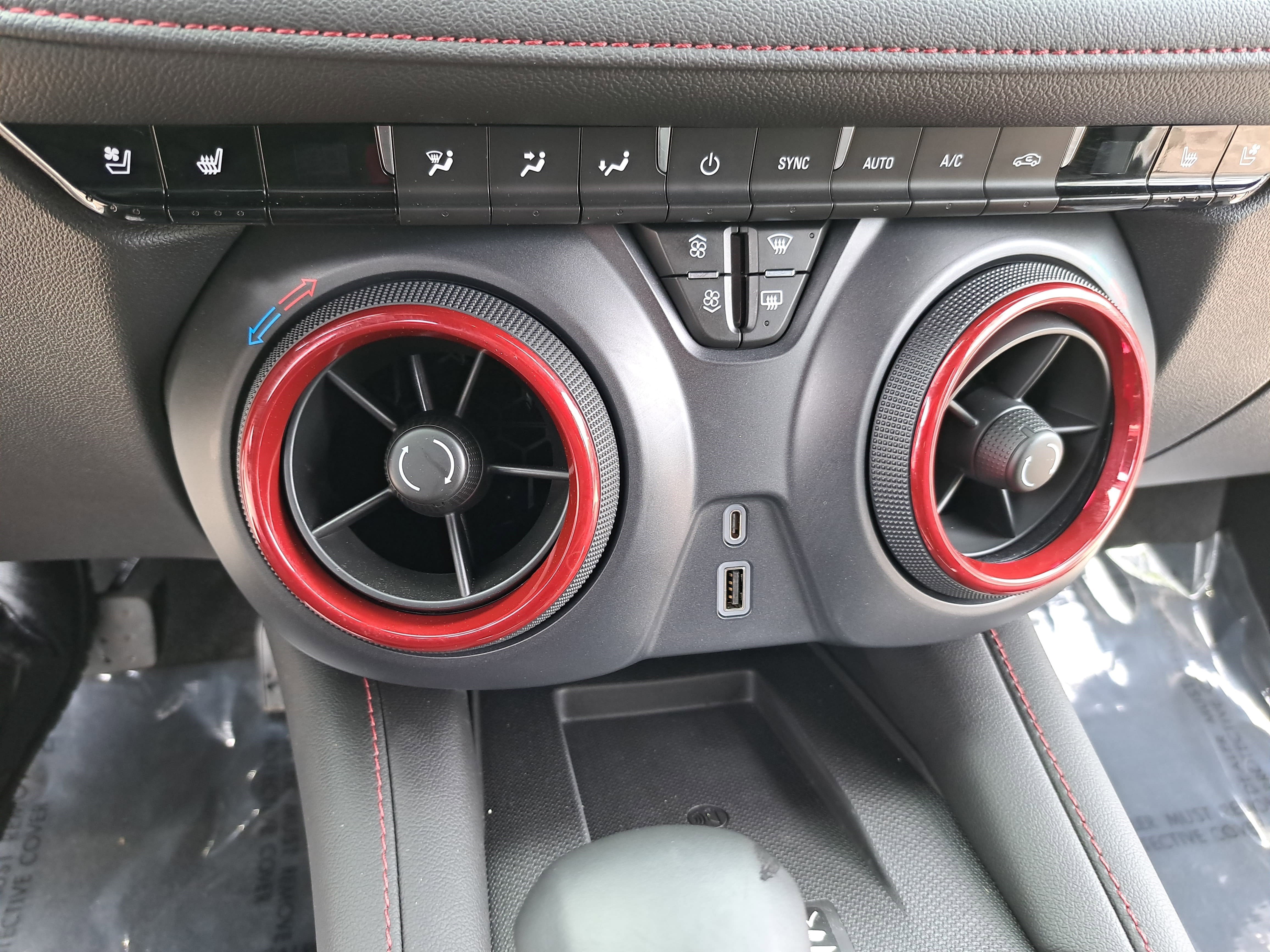 Used 2023 Chevrolet Blazer RS w/ Enhanced Convenience Package image 23