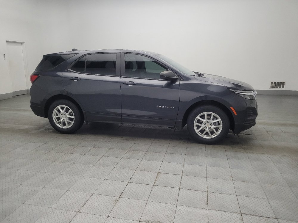 Used 2022 Chevrolet Equinox LS image 11