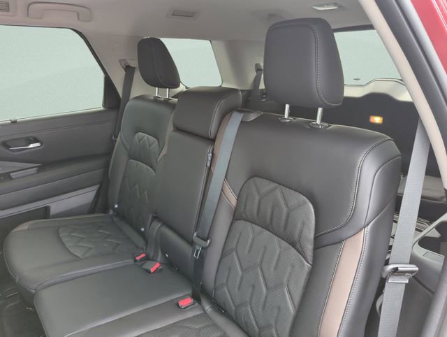 New 2026 Nissan Pathfinder Platinum w/ Cargo Package FWD image 30