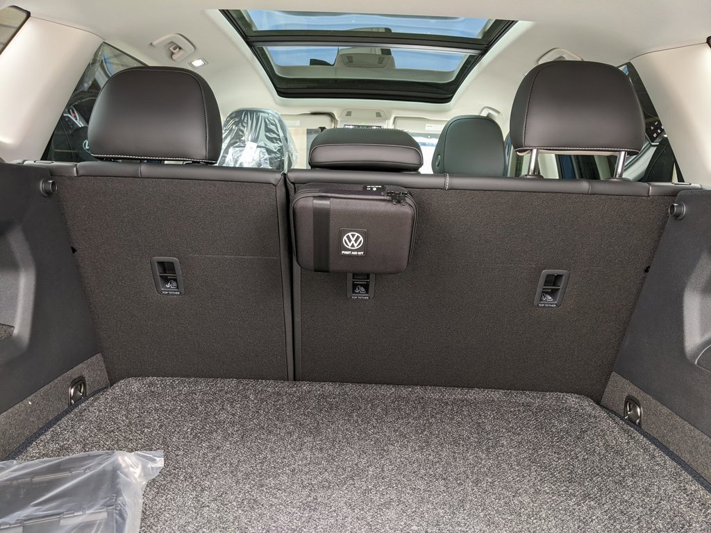 New 2025 Volkswagen Tiguan SE image 27