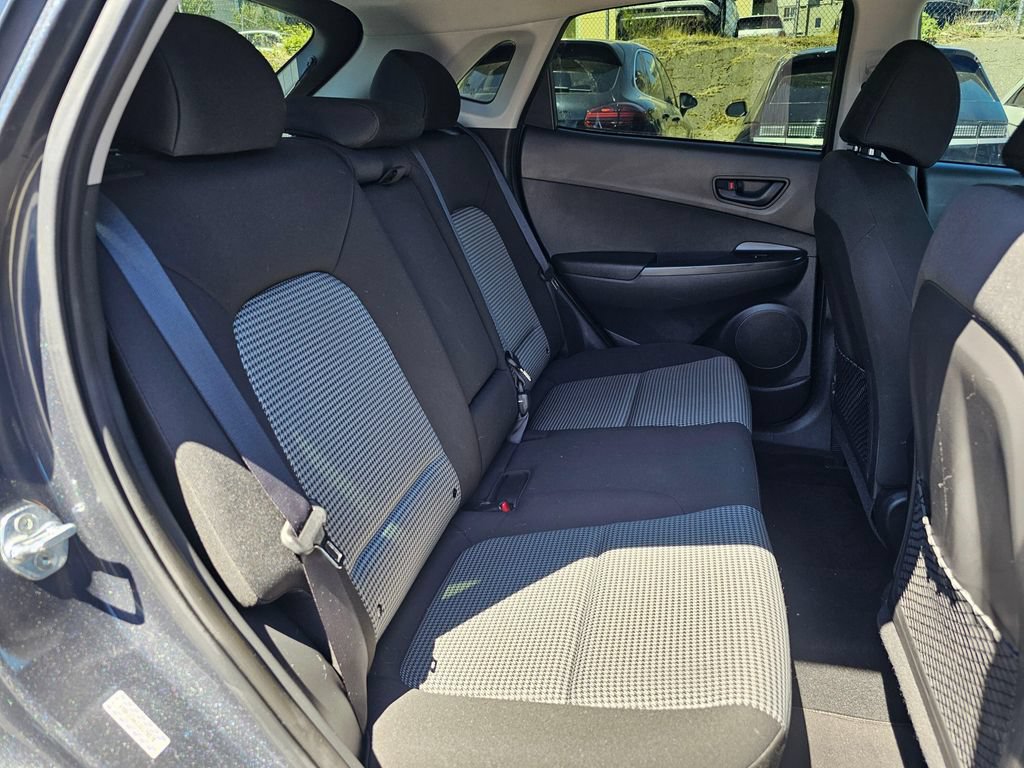 Used 2018 Hyundai Kona SE AWD/4WD image 13