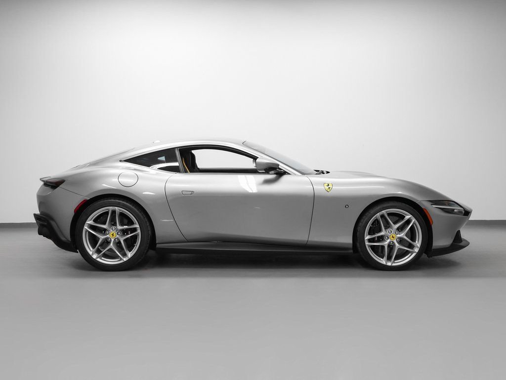 Certified 2024 Ferrari Roma image 4