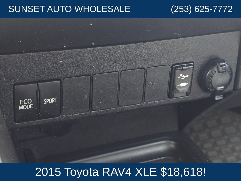 Used 2015 Toyota RAV4 XLE AWD/4WD image 38