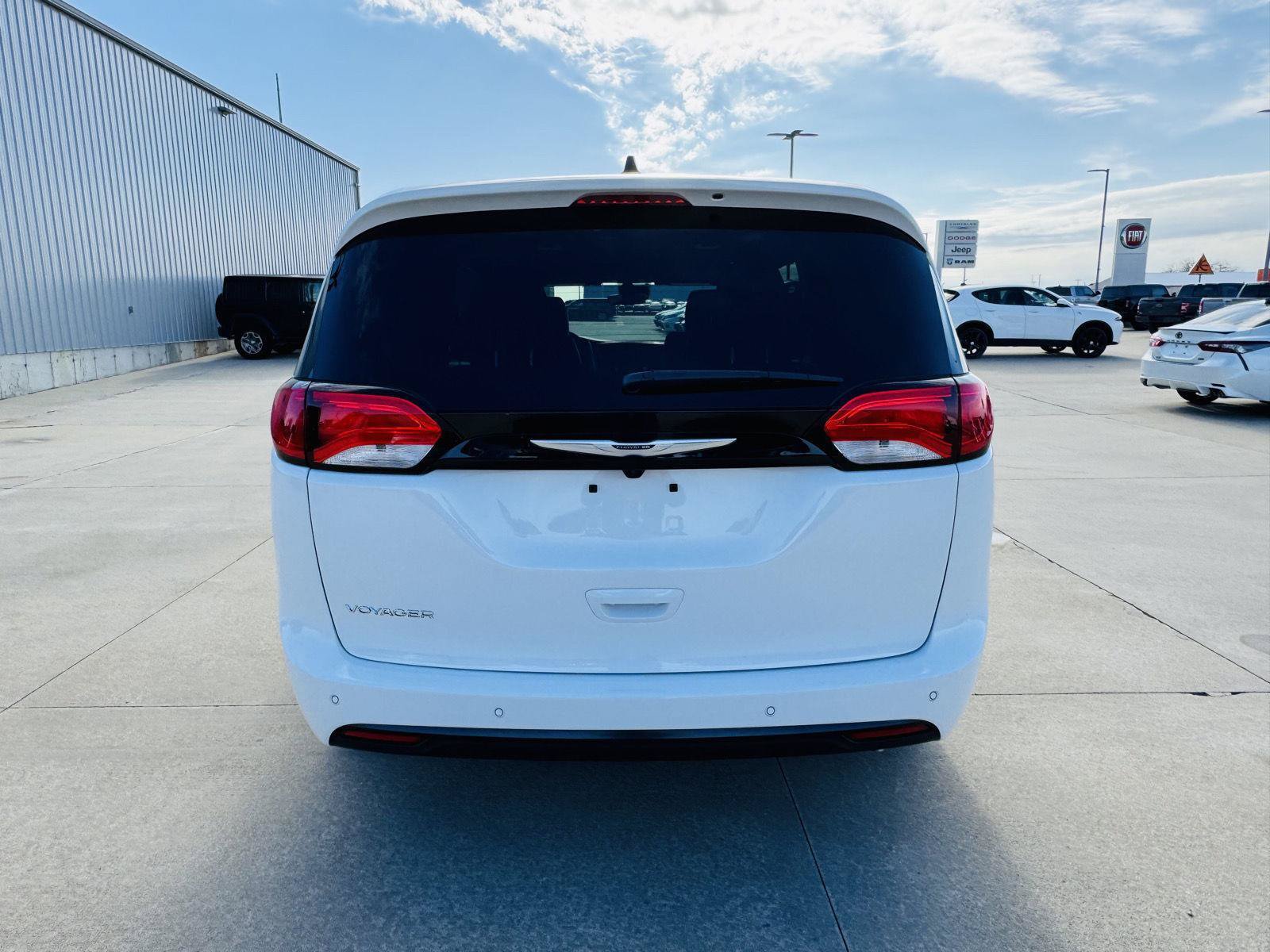 New 2026 Chrysler Voyager LX FWD image 41