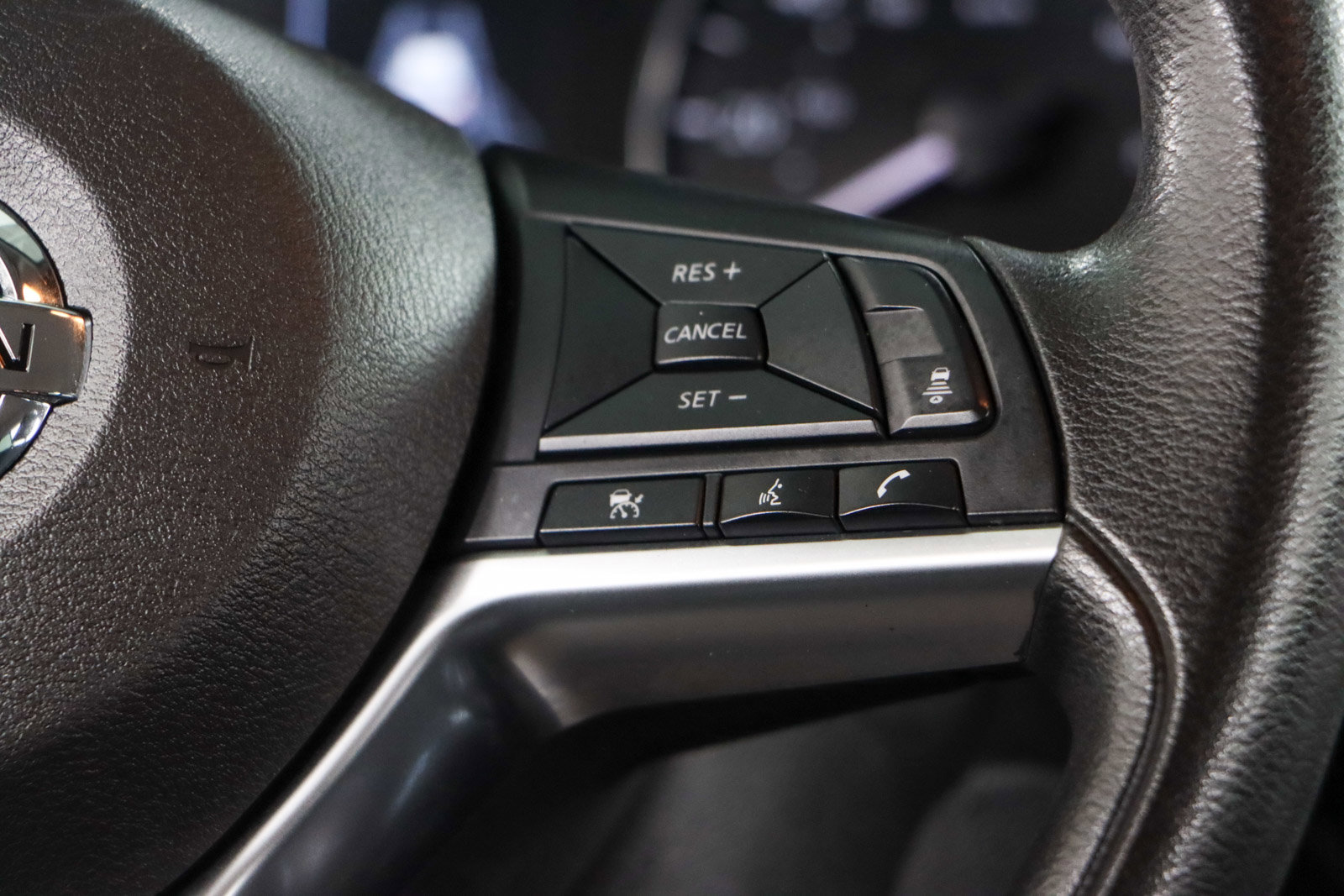 Used 2021 Nissan Kicks SV image 14