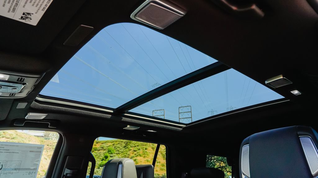 New 2026 Cadillac Escalade Luxury image 15