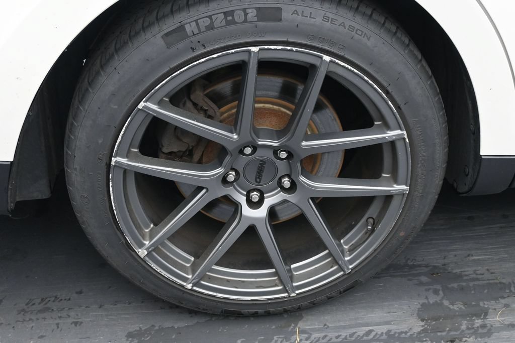 Used 2017 Ford Taurus SHO AWD/4WD image 11