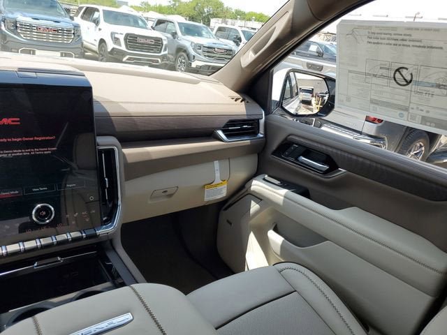 New 2026 GMC Yukon XL Denali w/ Denali Reserve Package AWD/4WD image 15